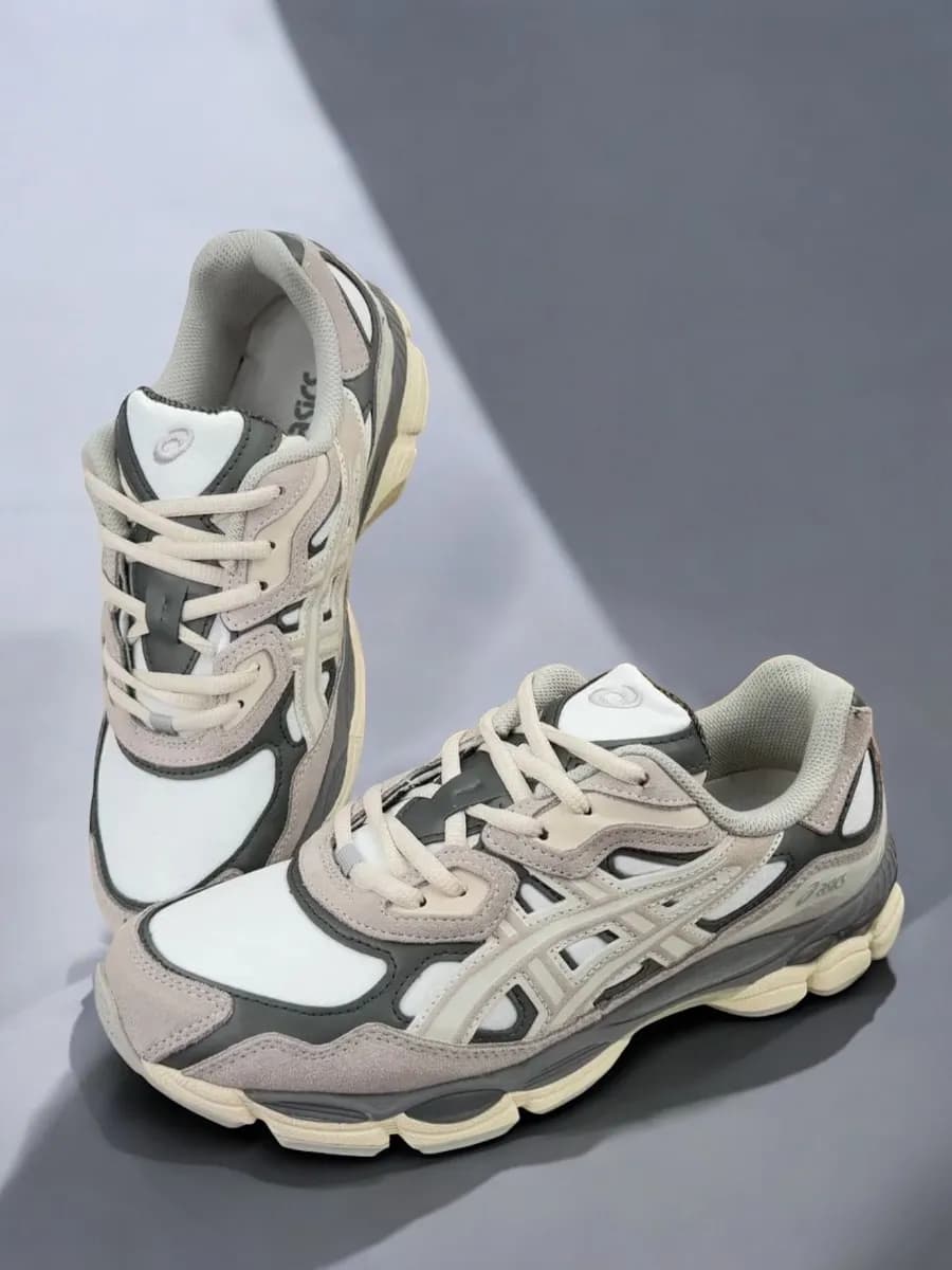 Кроссовки спортивные АСИКС