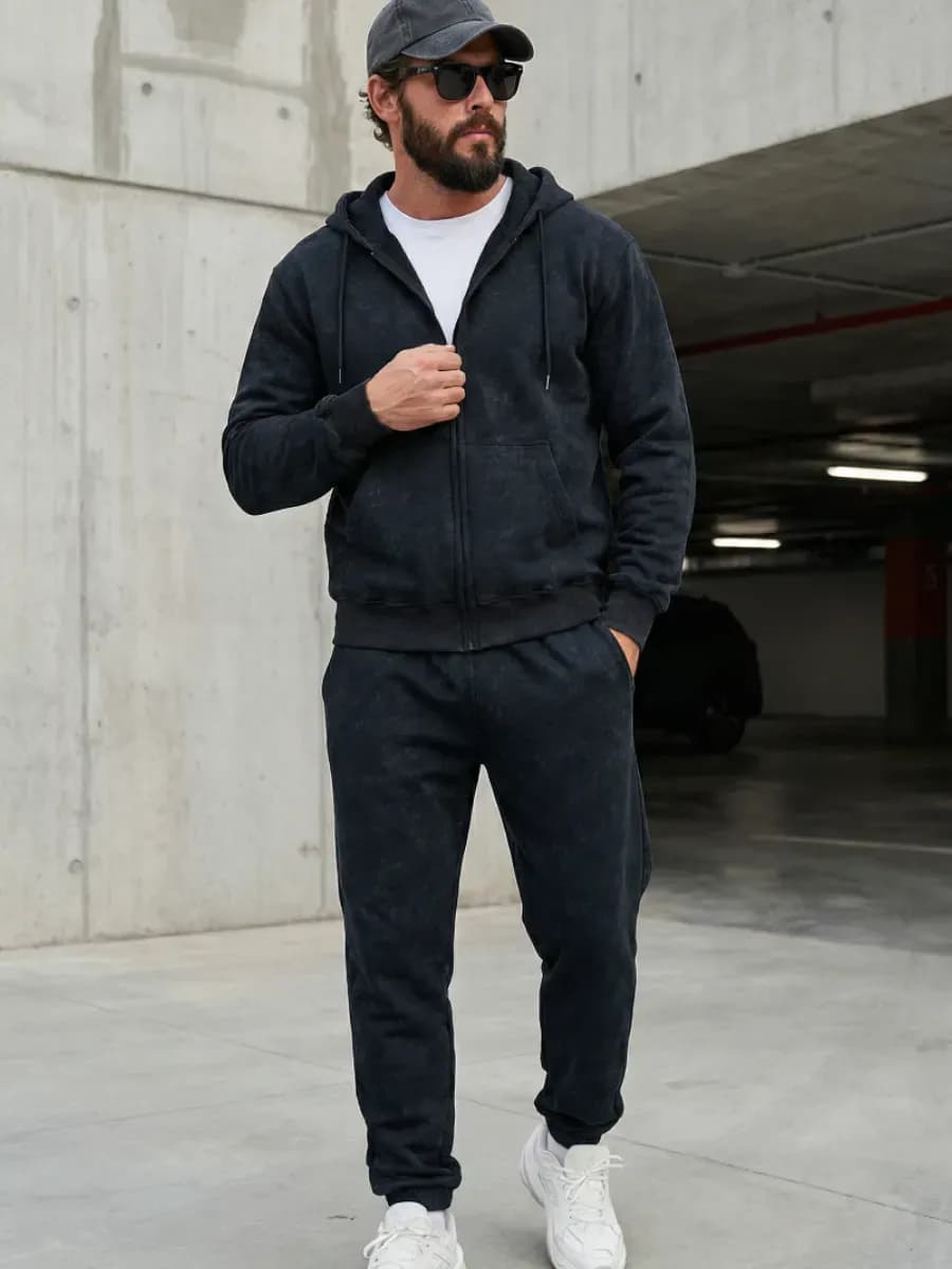 Спортивный костюм двойка варенка без начеса на молнии летний