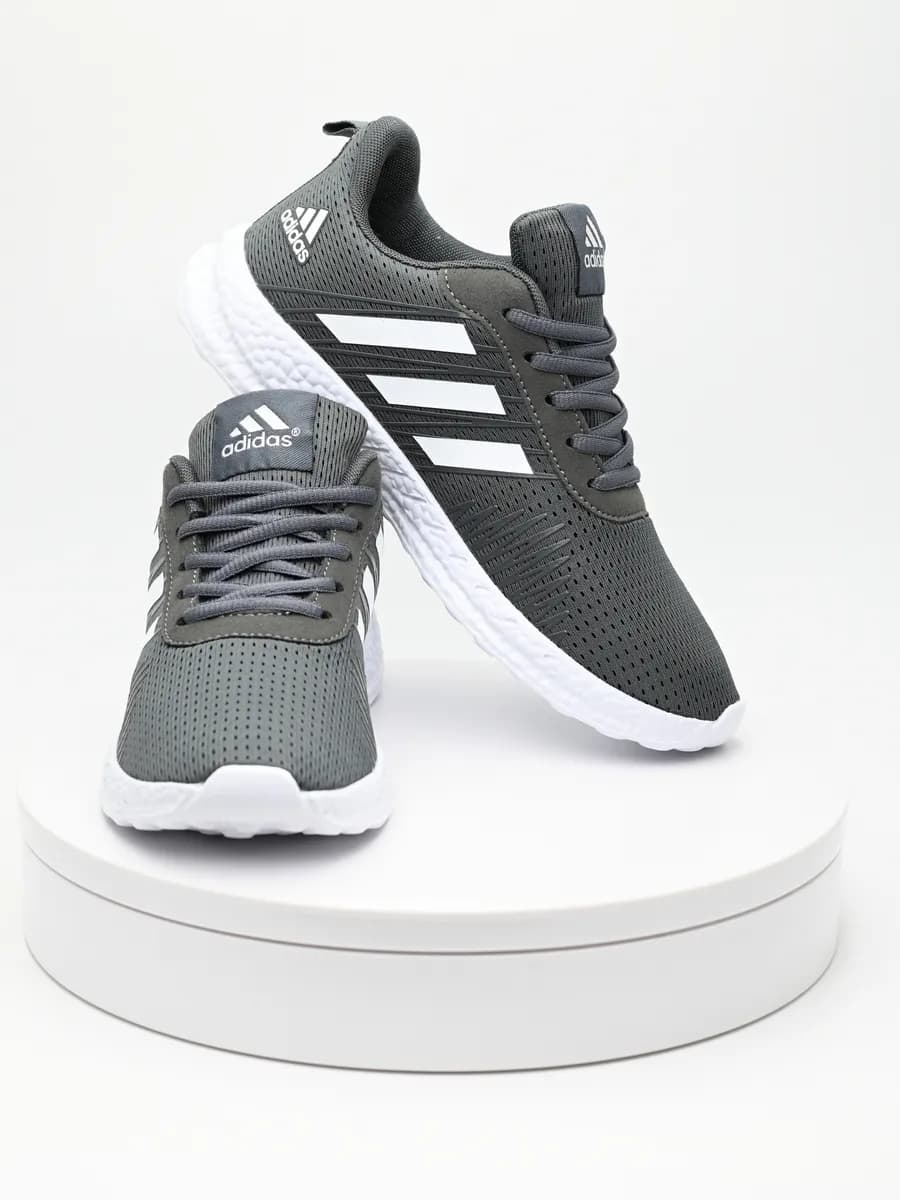 Кроссовки спортивные для бега фитнеса тренировок