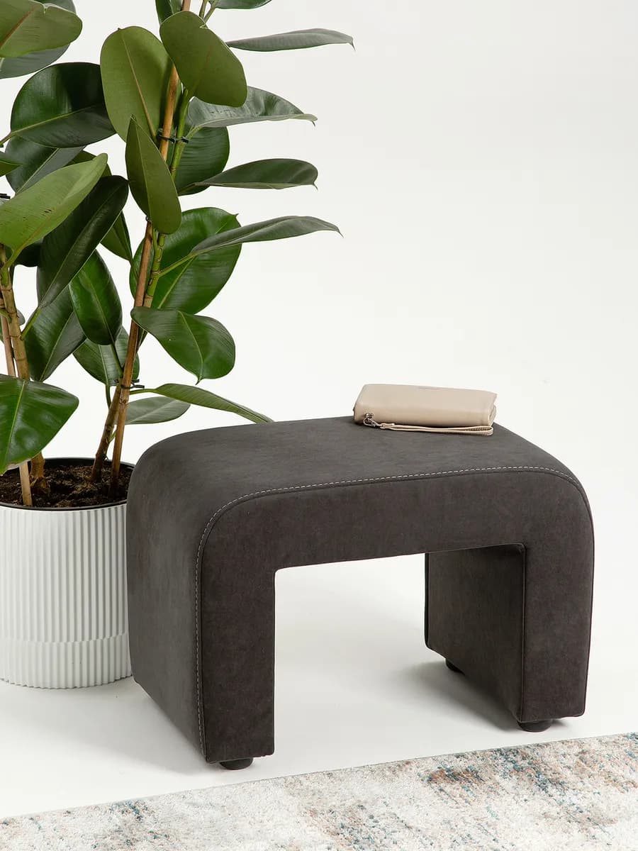 Пуфик для спальни