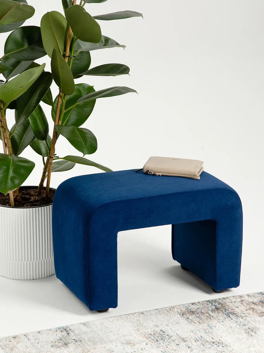 Пуфик для спальни