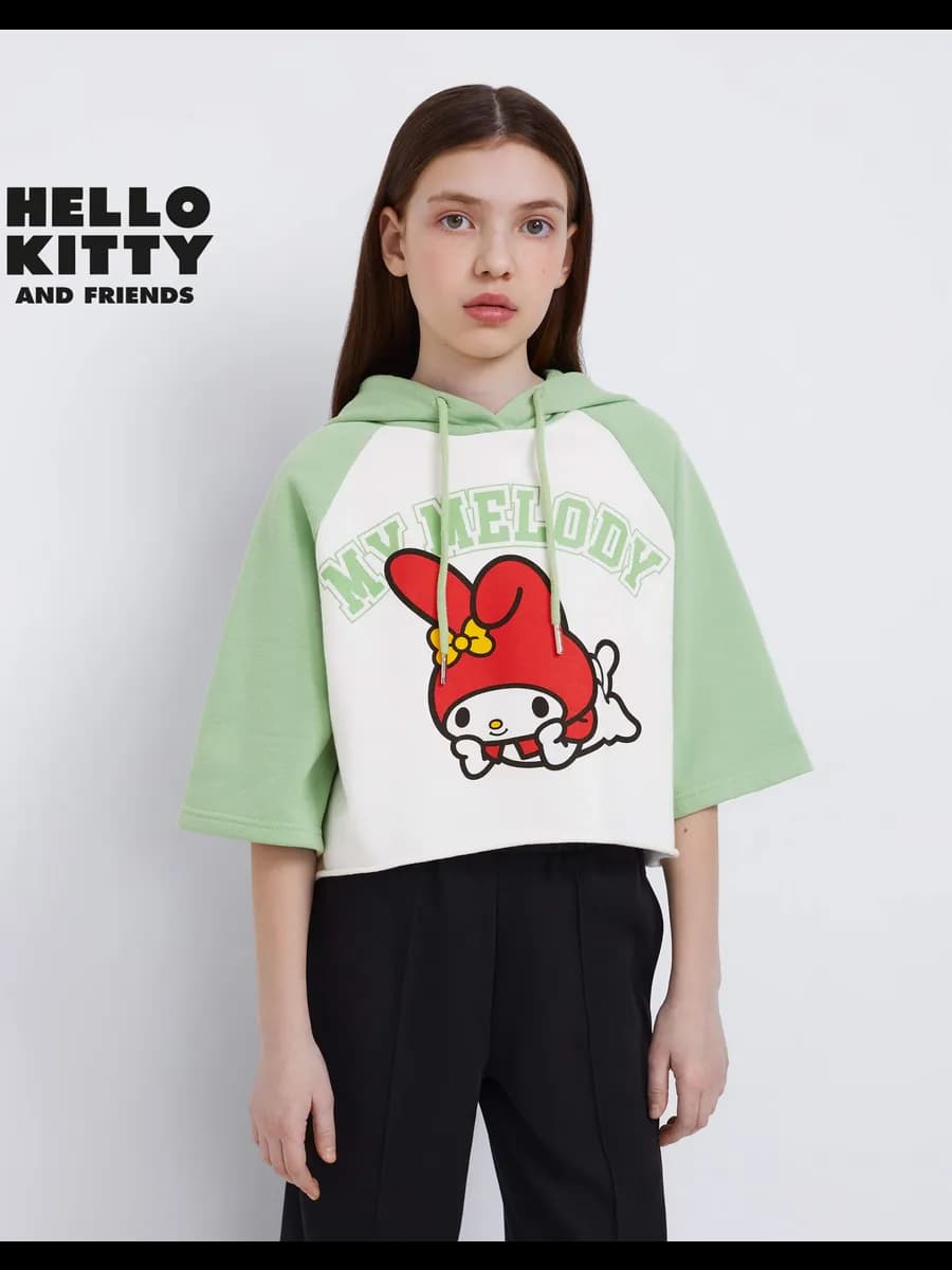Оливковое укороченное худи oversize с принтом Hello Kitty