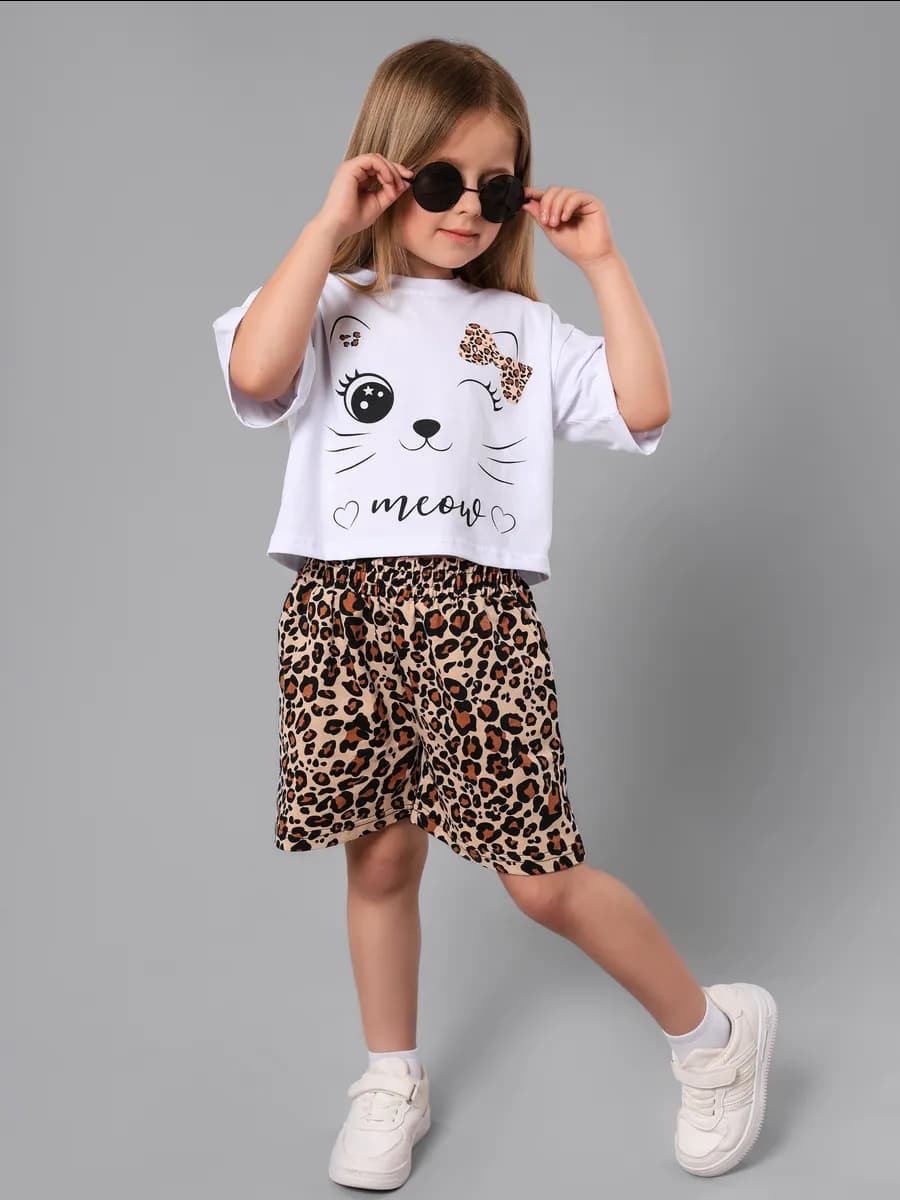 Летний костюм для девочки футболка и шорты оверсайз