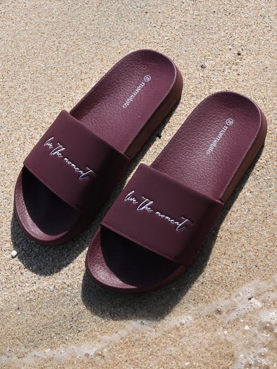 шлепанцы женские летние с принтом бордовые на платформе