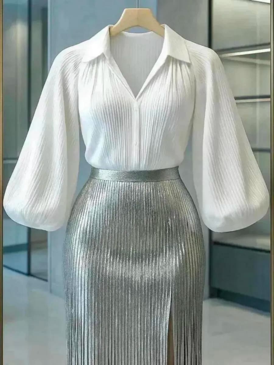 Нарядная блузка с широкими рукавами фонариками