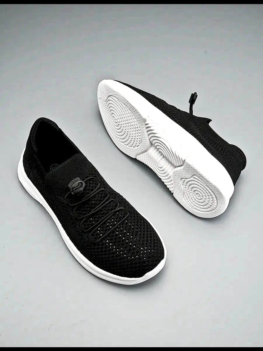 Кроссовки текстильные летние дышащие