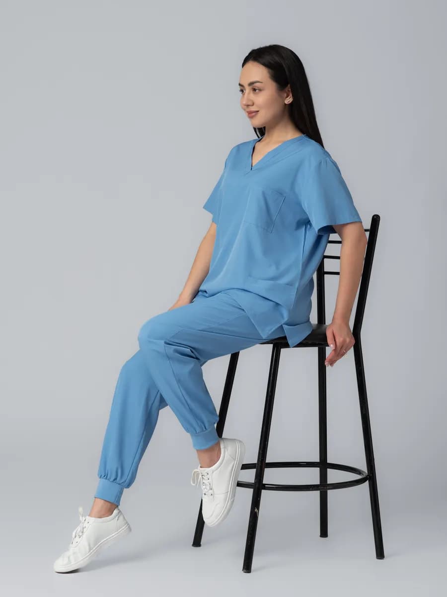 Медицинский костюм с брюками на резинке