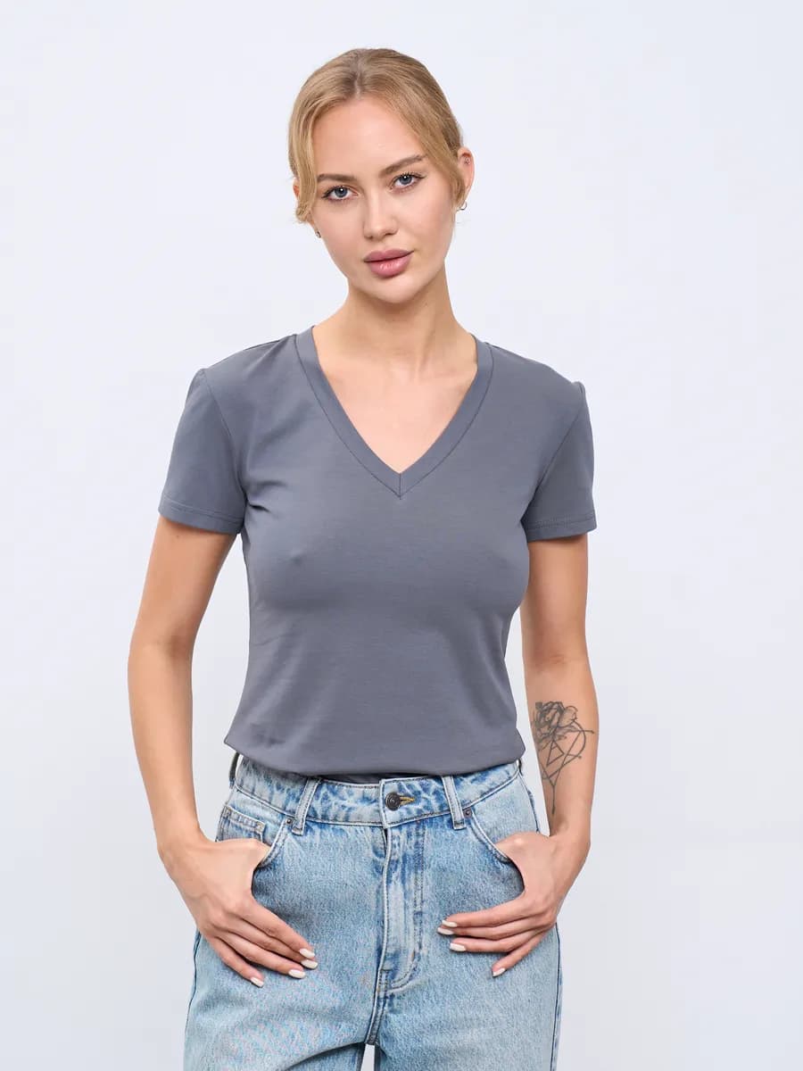 Футболка топ женский летний с коротким рукавом с вырезом