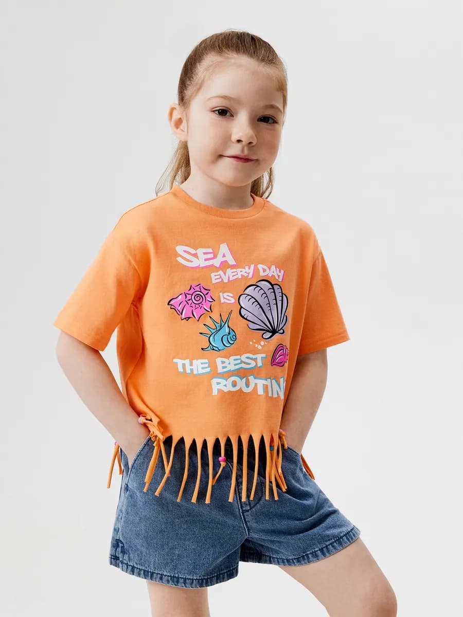 Футболка летняя с бахромой и бусинами