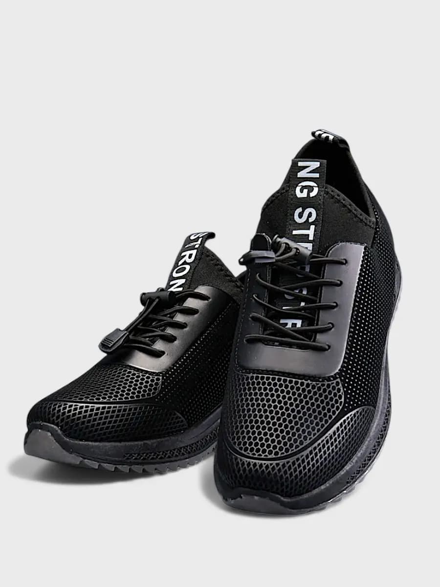 Кроссовки спортивные дышащие для зала