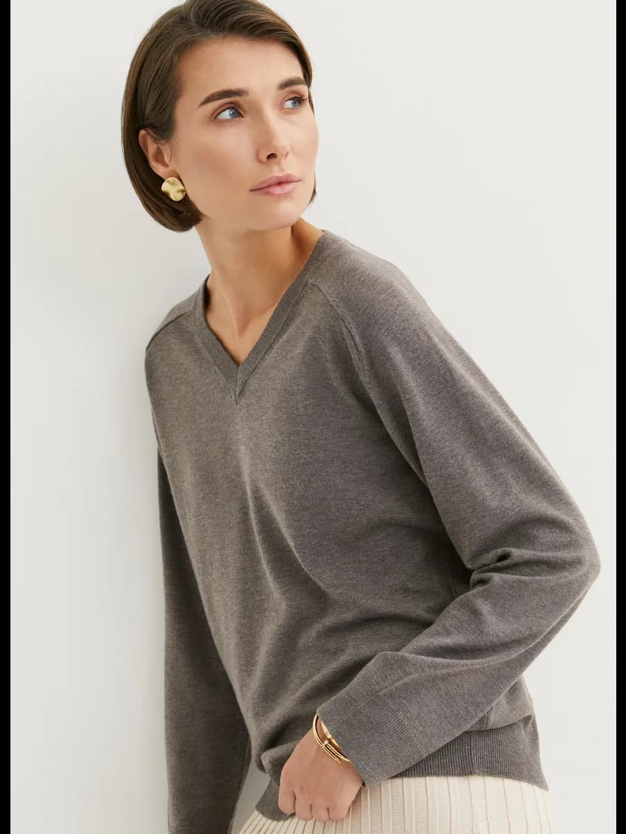 Джемпер женский с длинным рукавом вязаный