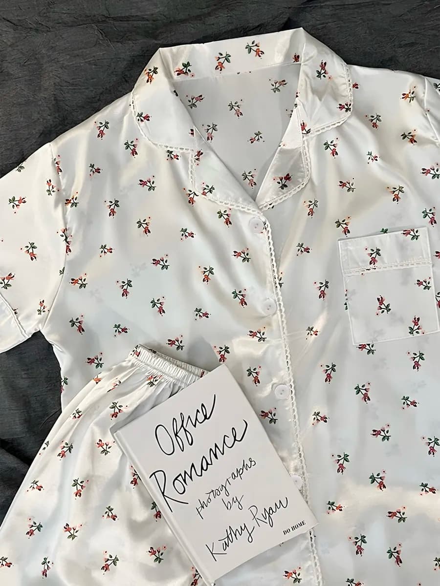 Пижама с шортами и рубашкой y2k