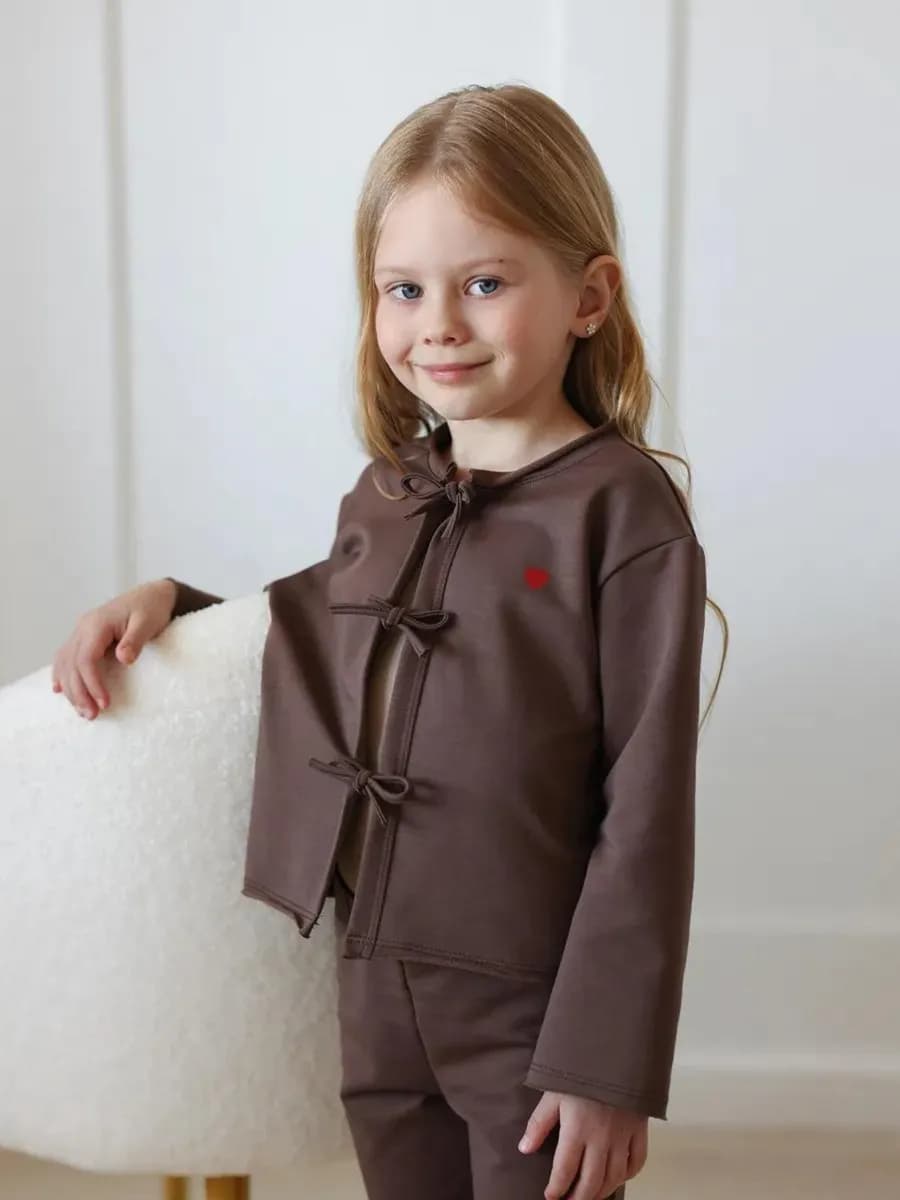 Брючный костюм школьный с завязками