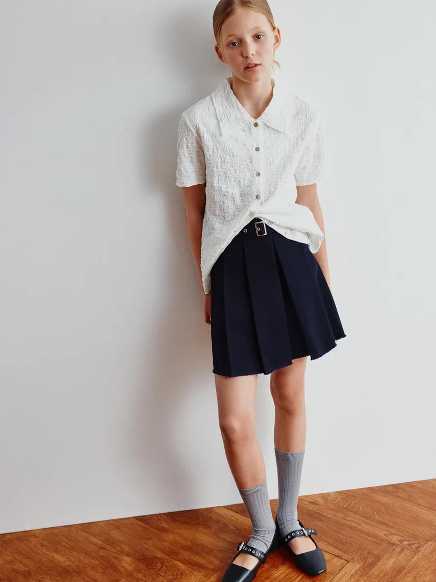 Школьная юбка в складку твиловая короткая с ремнем на талии