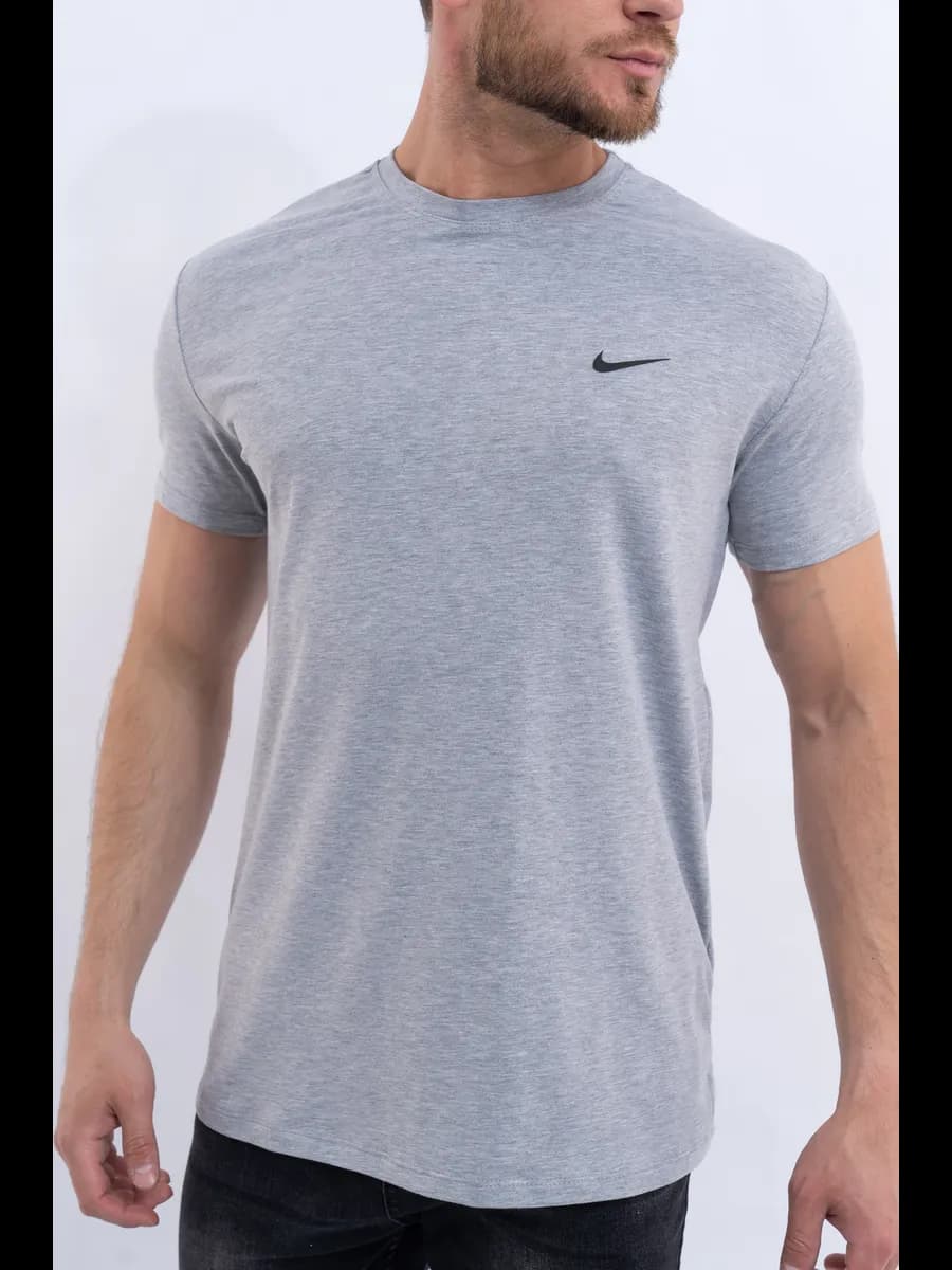 Футболка спортивная