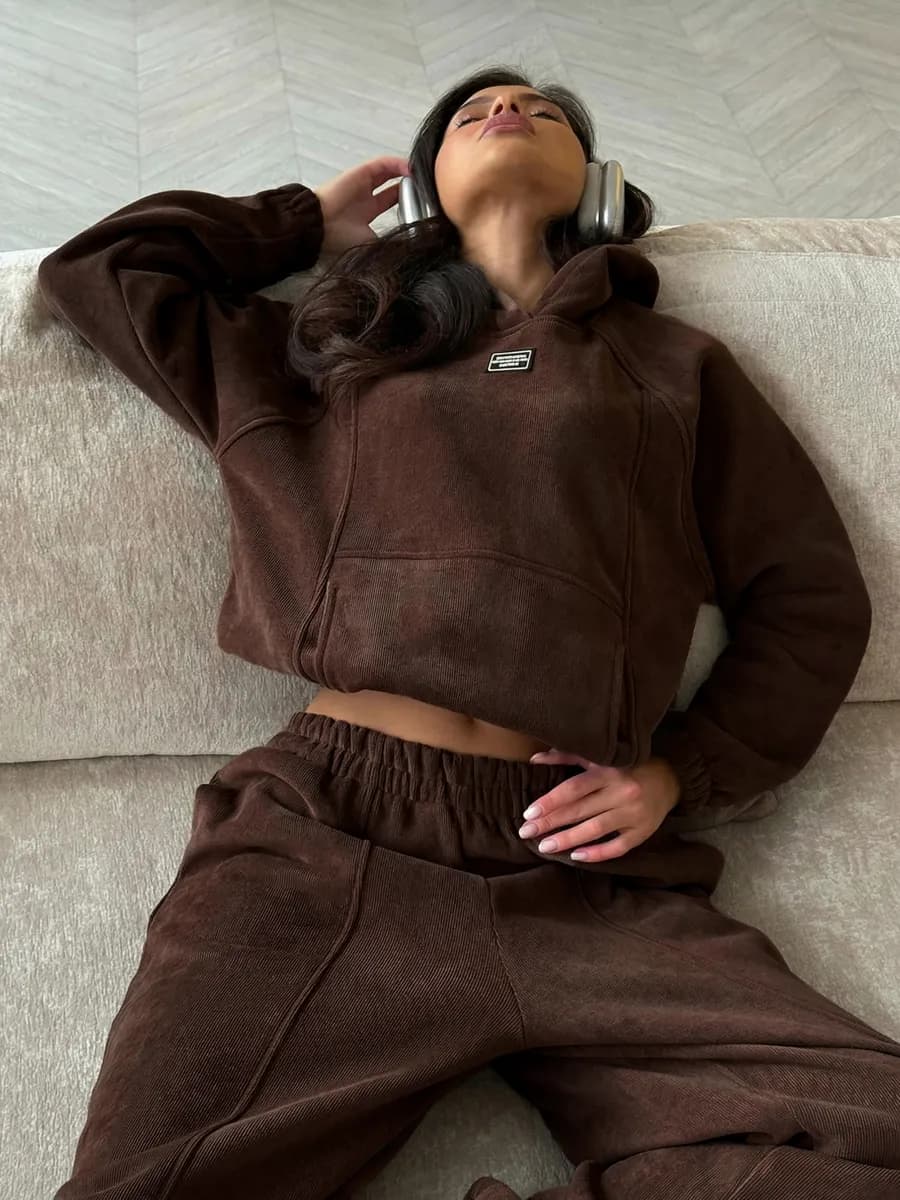 Спортивный костюм женский