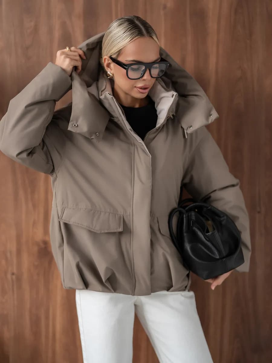 Куртка весенняя с капюшоном оверсайз