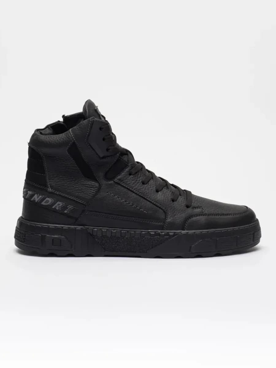 Кроссовки зимние