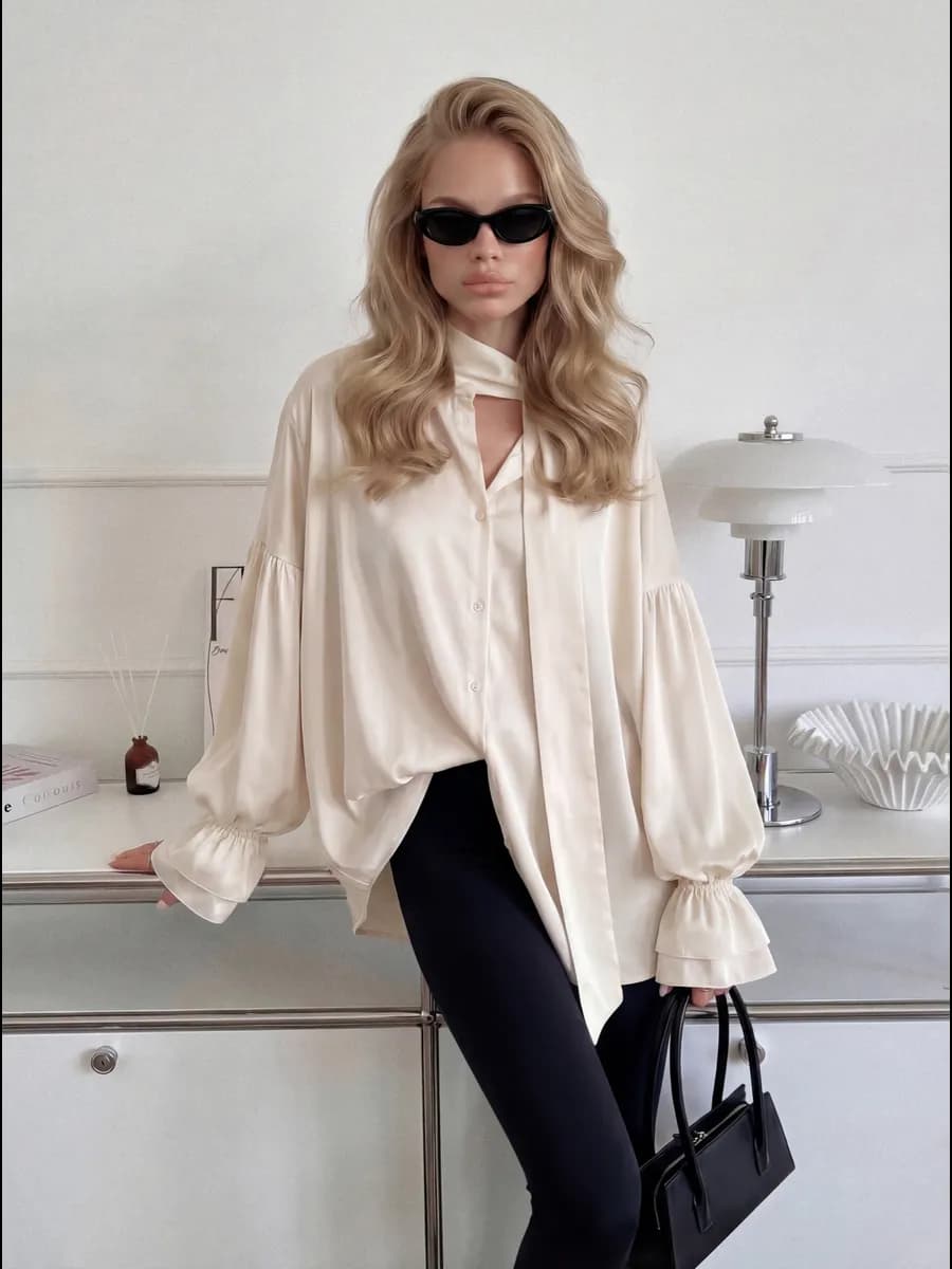 Блузка нарядная оверсайз