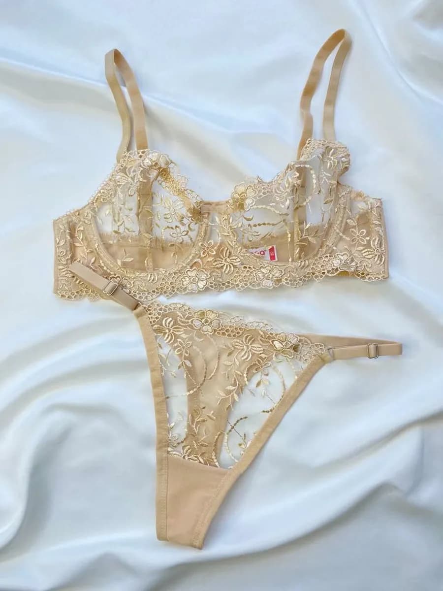 Комплект нижнего белья кружевное сетка