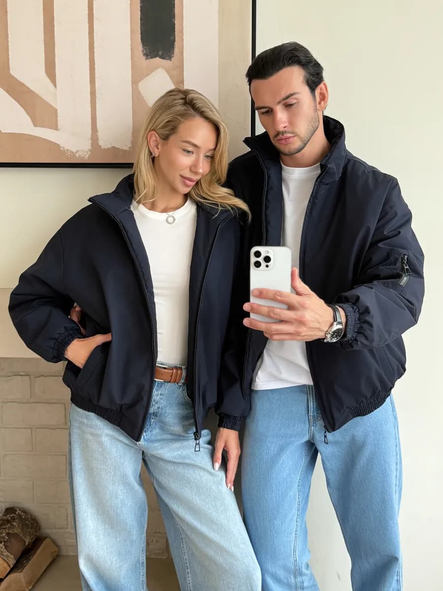 Бомбер утепленный с воротником-стойкой демисезон