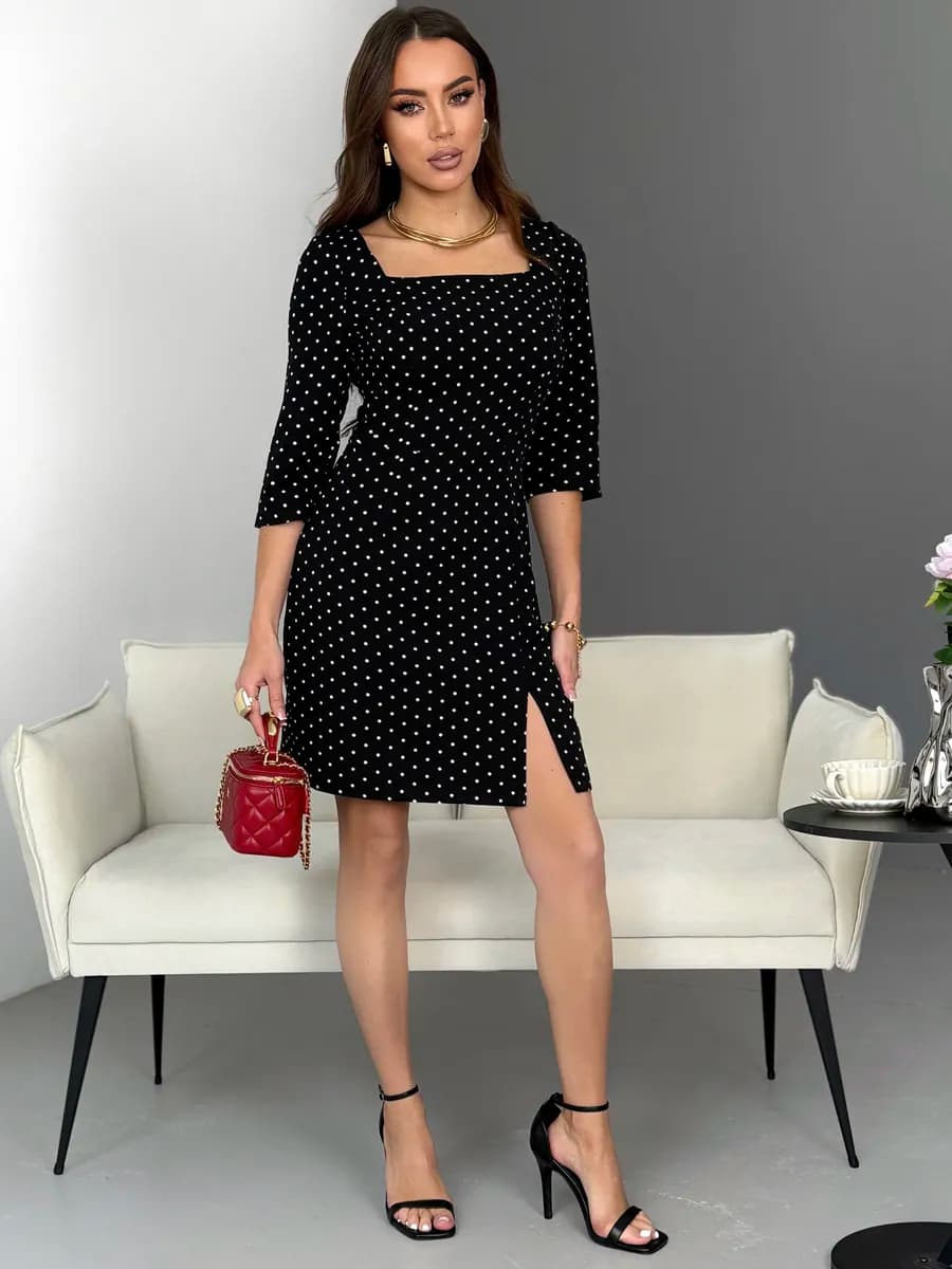 Платье в горошек