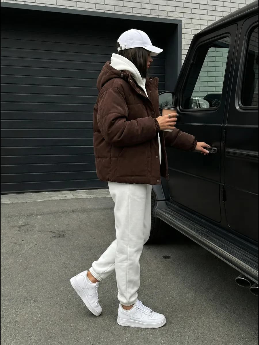 Куртка демисезонная вельветовая с капюшоном