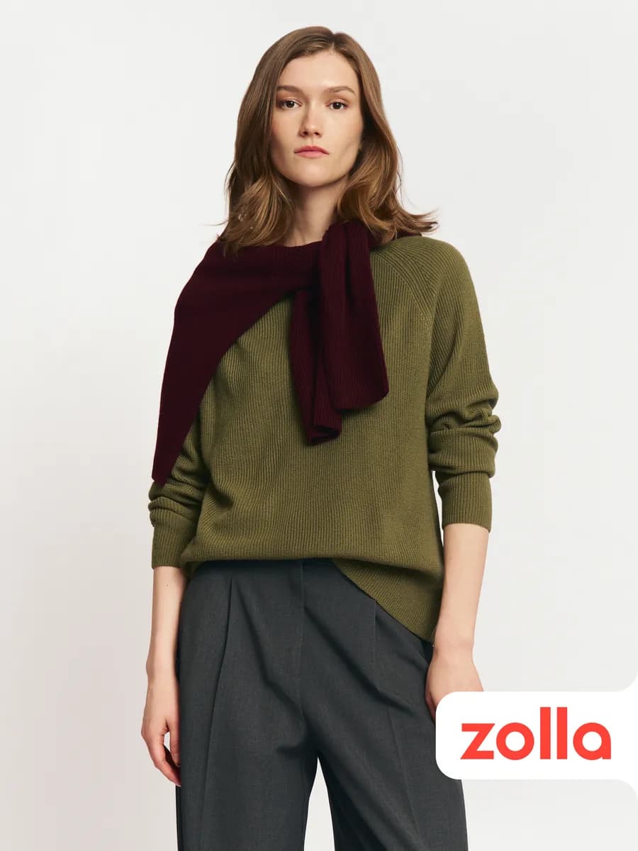 Вязаный женский джемпер из акрила