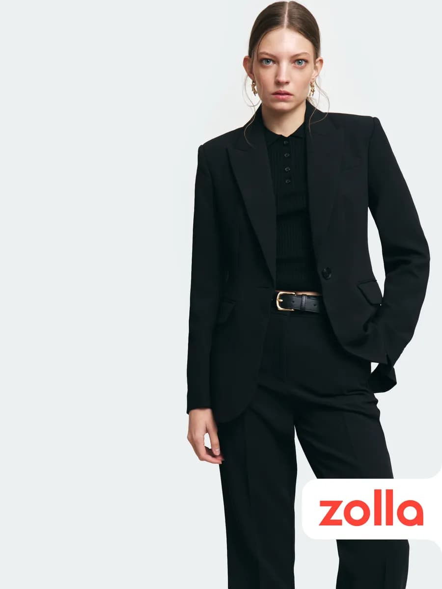 Женский прилегающий жакет на пуговице