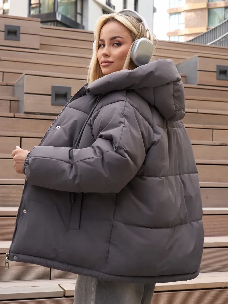 Куртка зимняя оверсайз с капюшоном