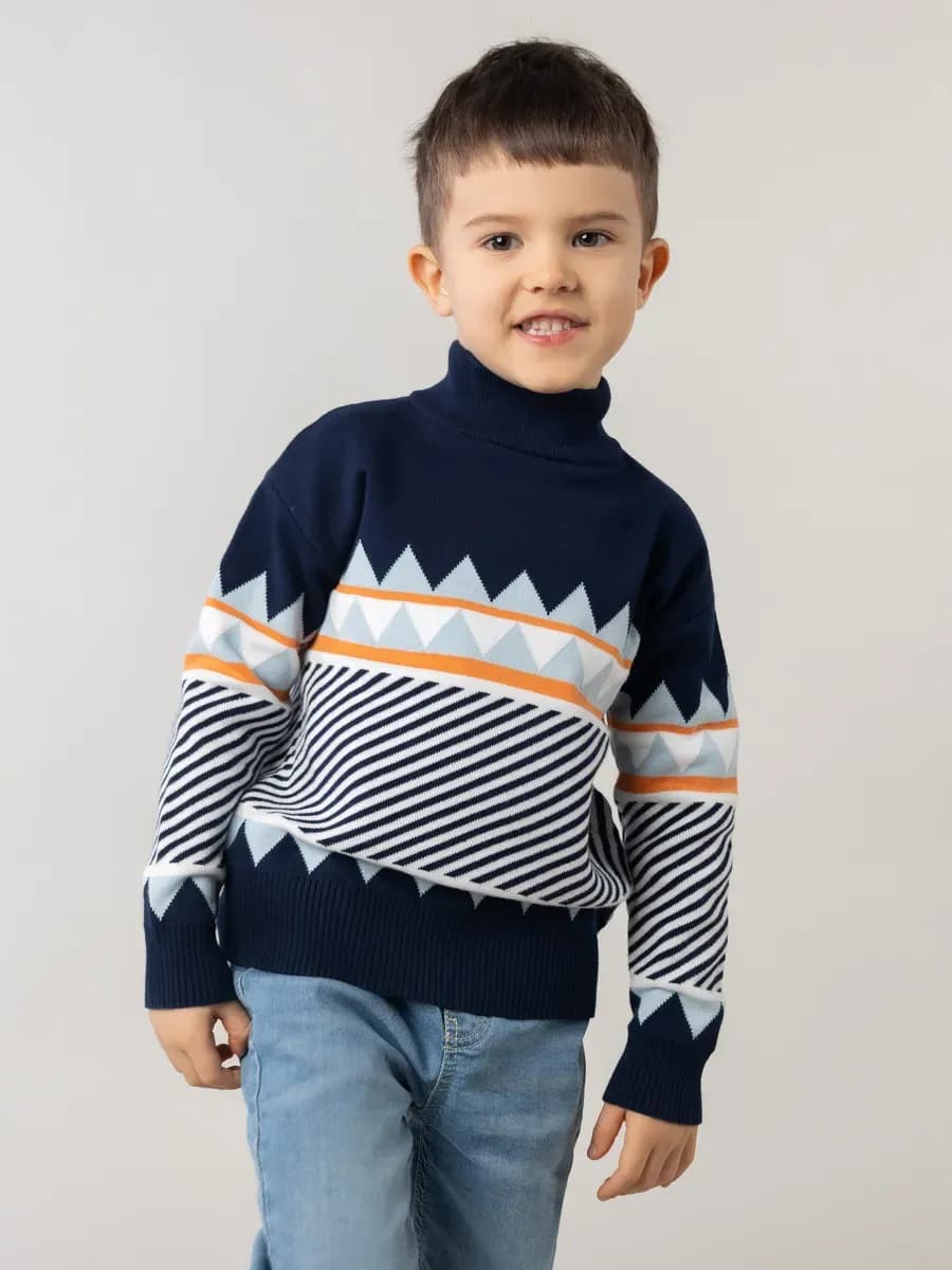 Свитер с горлом