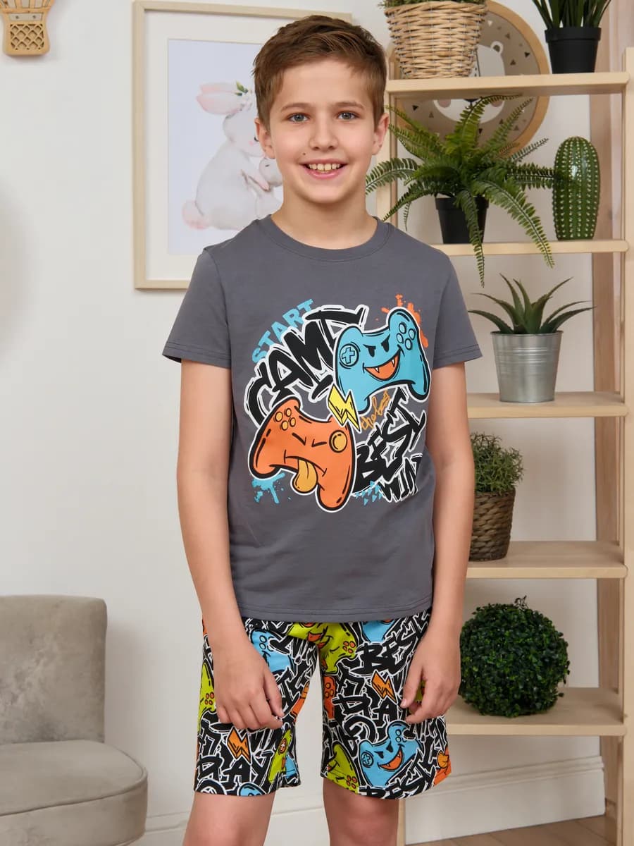 Пижама с шортами и футболкой