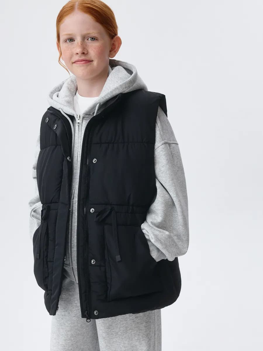 Жилет дутый стеганый с воротником демисезонный
