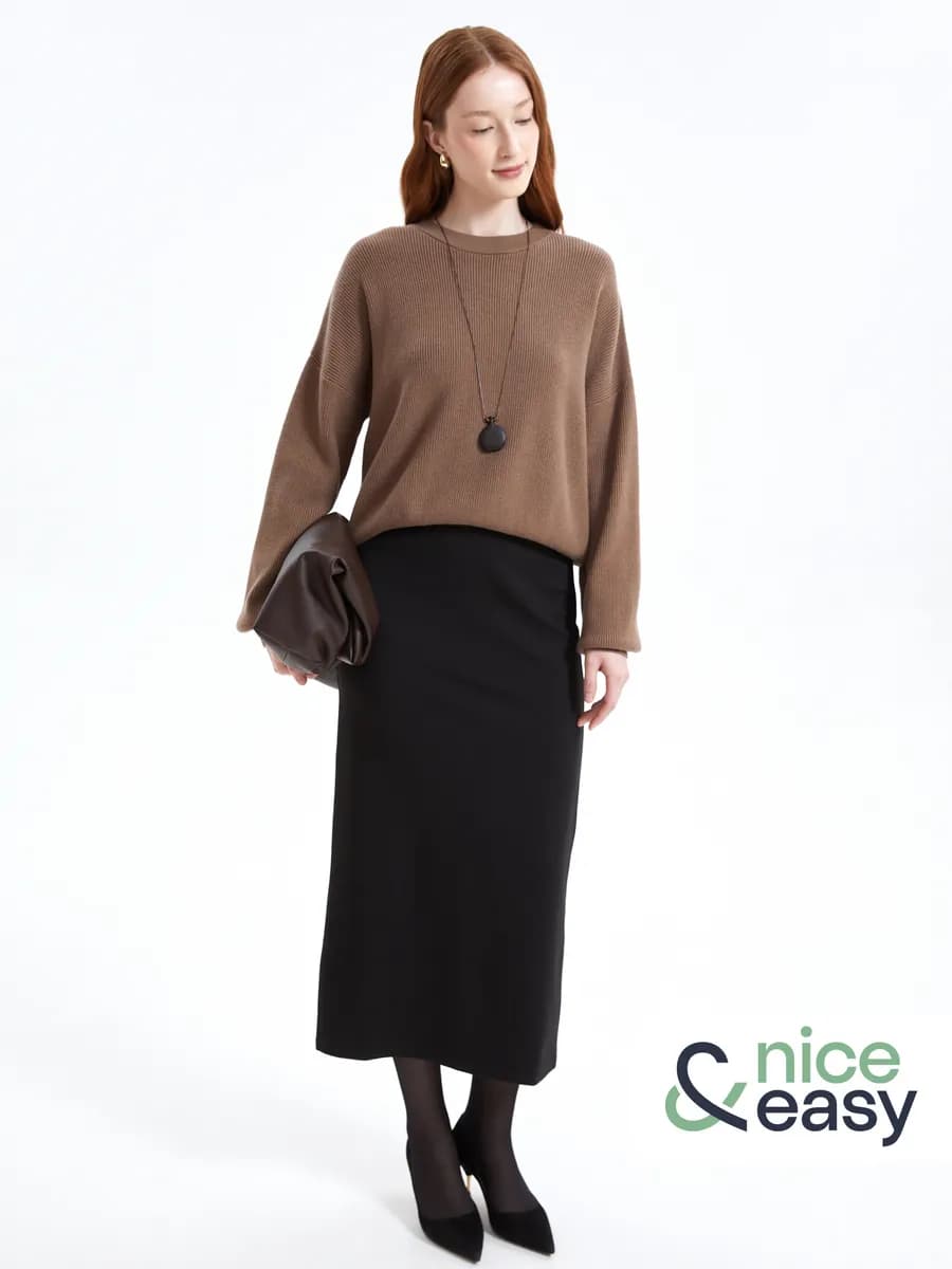 Женская трикотажная юбка миди с разрезом