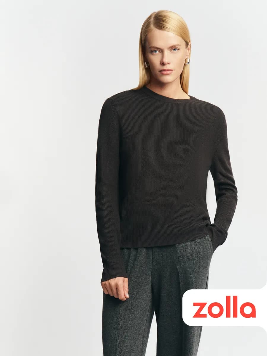 Вязаный женский джемпер из акрила