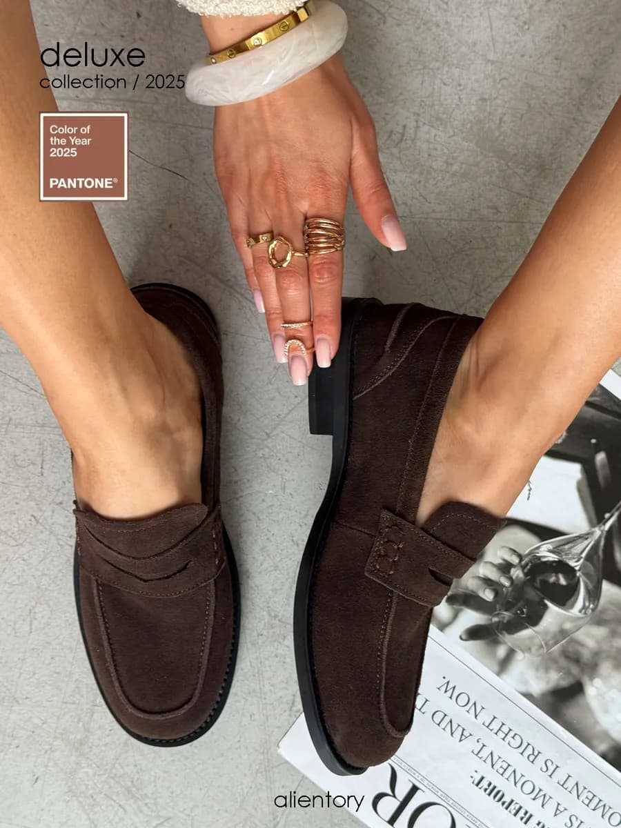 Лоферы туфли замшевые коричневые балетки