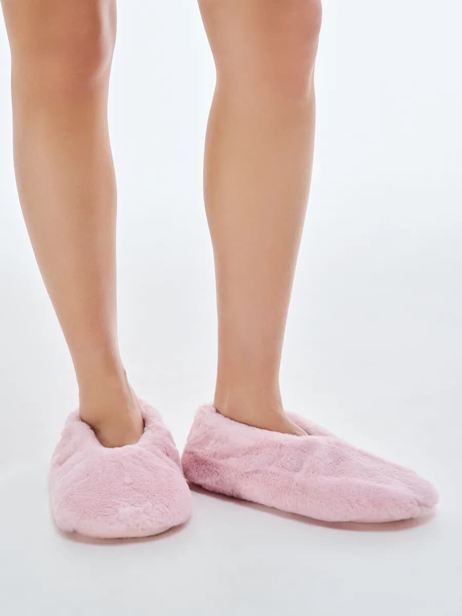 Теплые тапочки для дома плюшевые