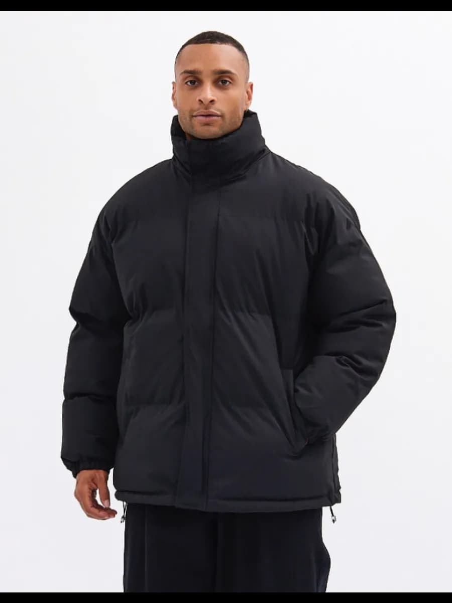 Пуховик черный без капюшона