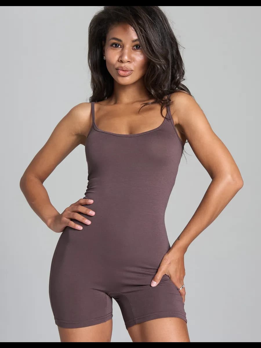 Комбинезон домашний с шортиками skims