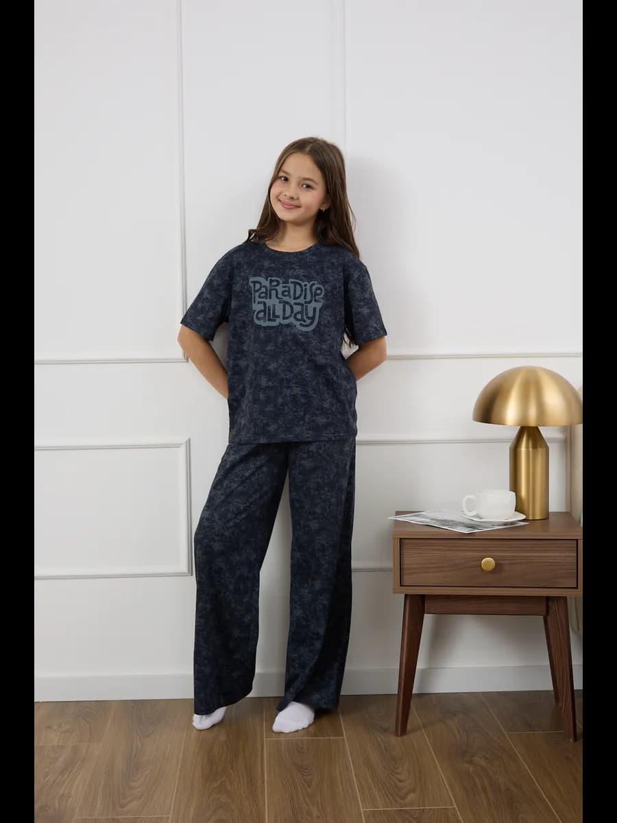 Пижама со штанами и футболкой для подростка