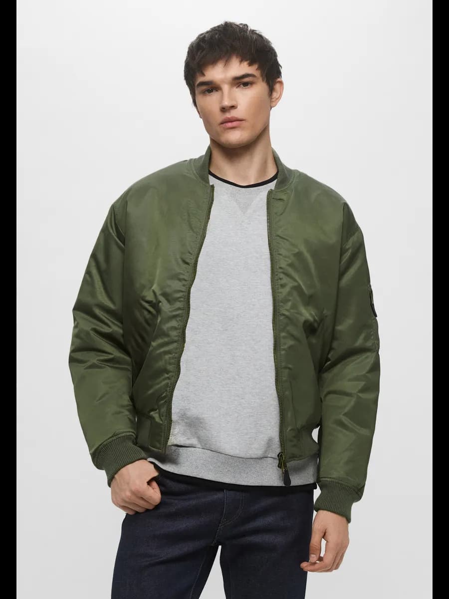 утепленный на весну куртка демисезонная