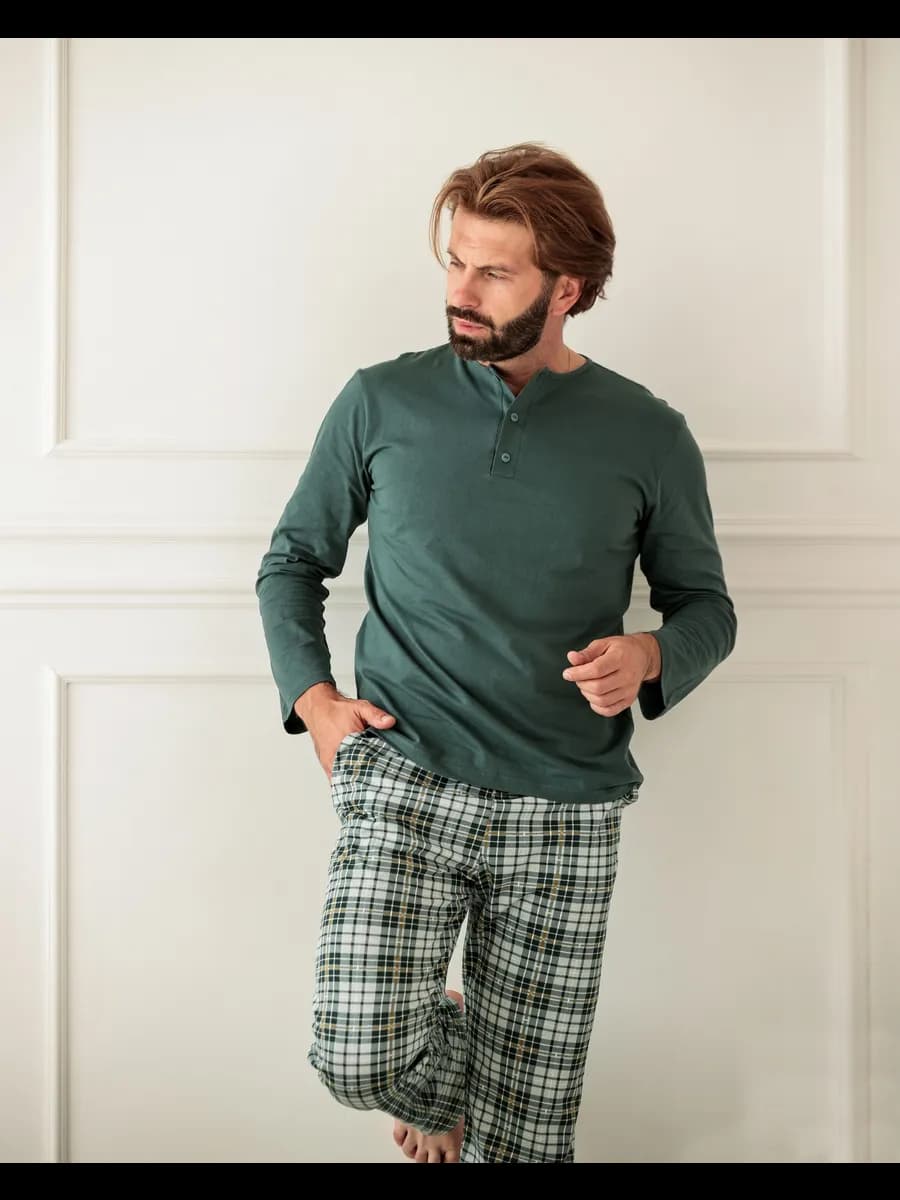 Пижама со штанами и длинным рукавом