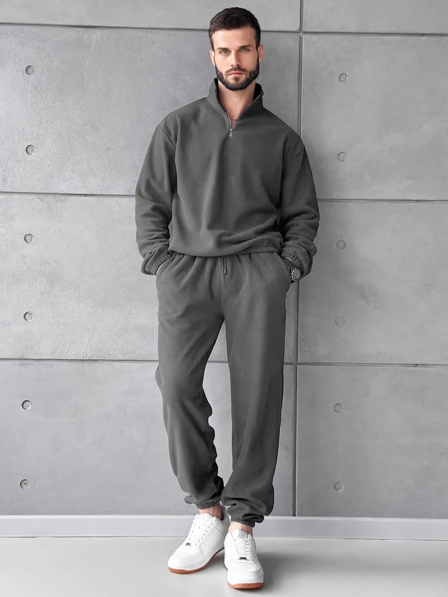 Спортивный костюм теплый с флисом