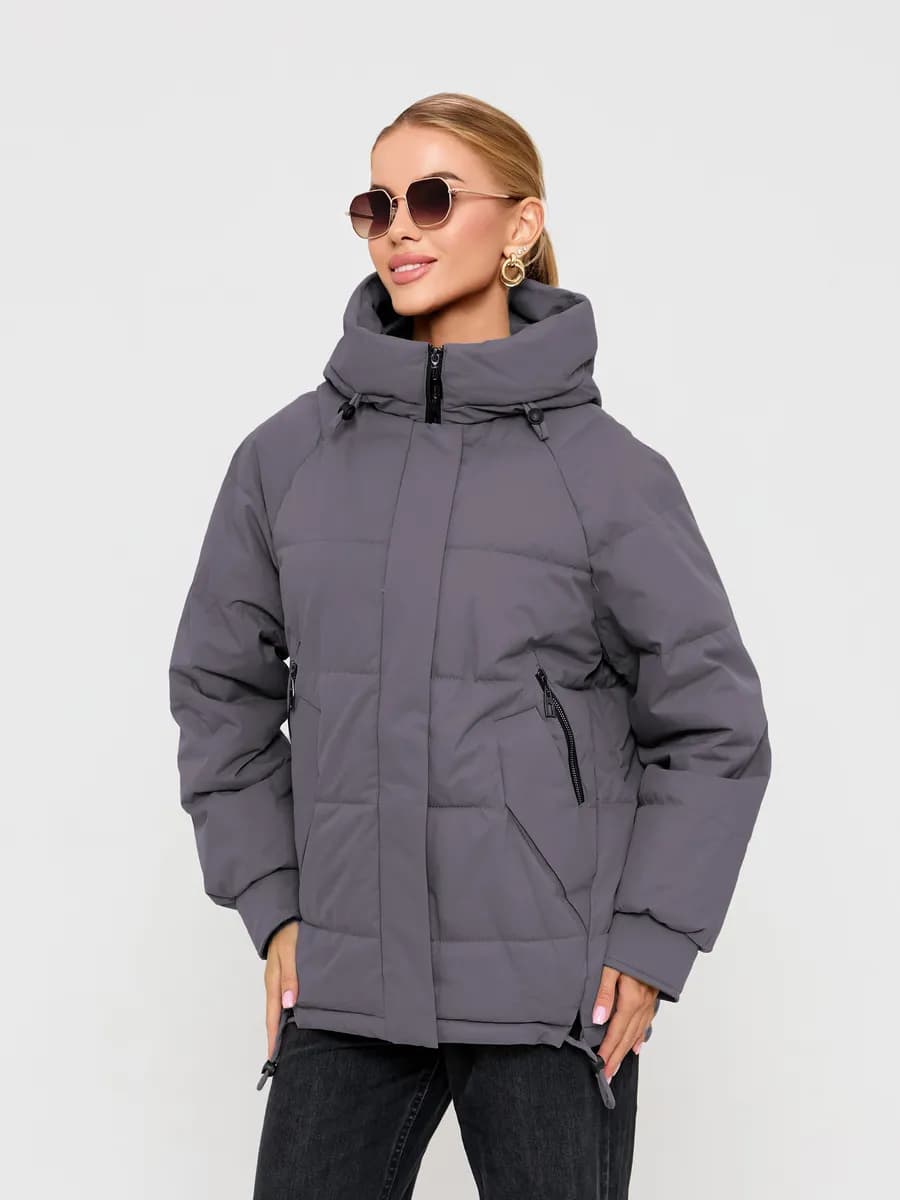 Куртка зимняя оверсайз с капюшоном короткая