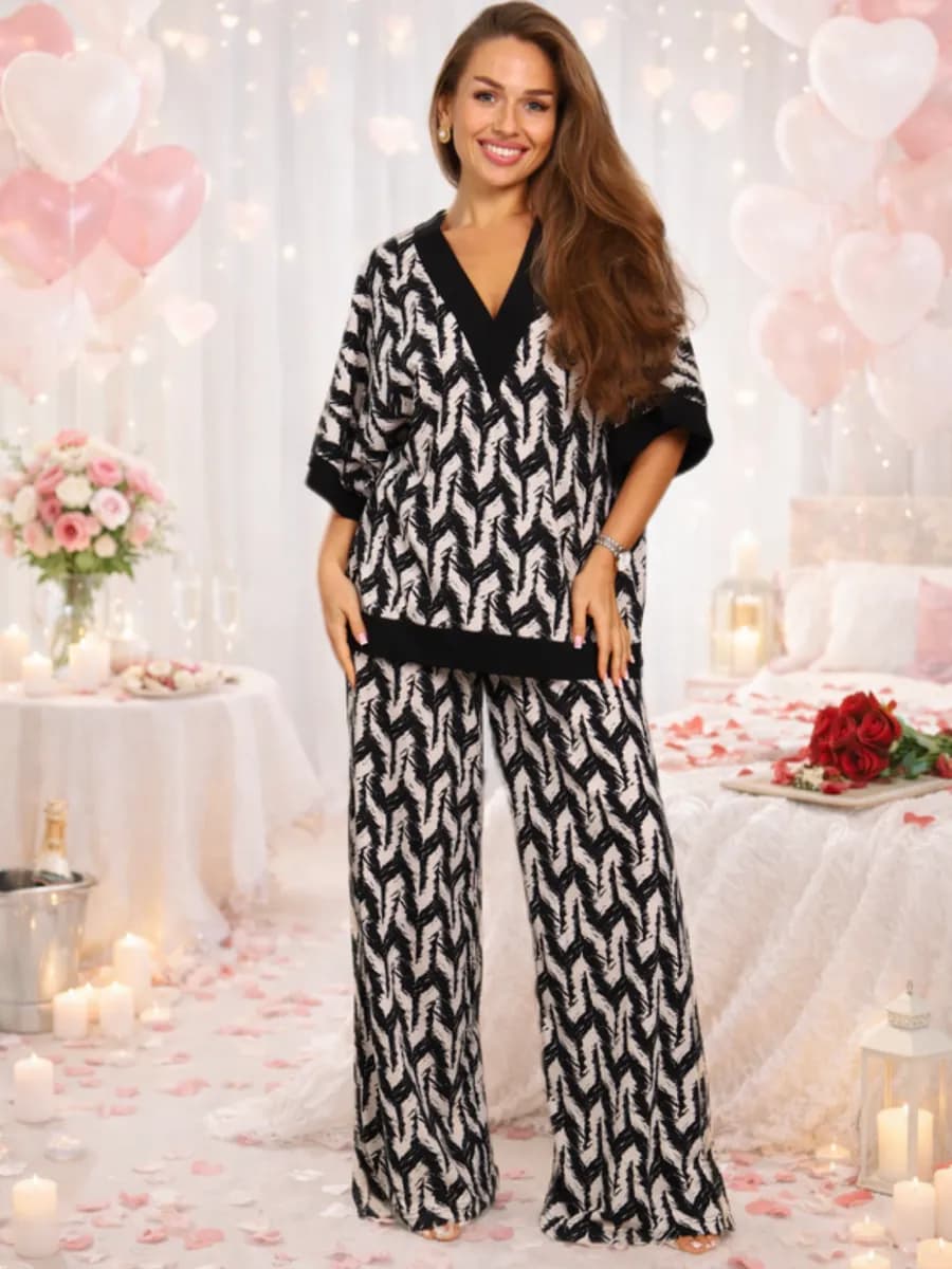 Пижама со штанами домашняя больших размеров новогодняя