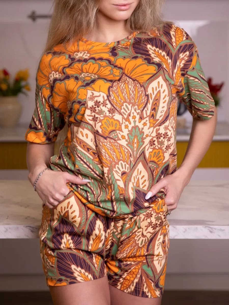 Пижама с Шортами и Футболкой, Домашний костюм