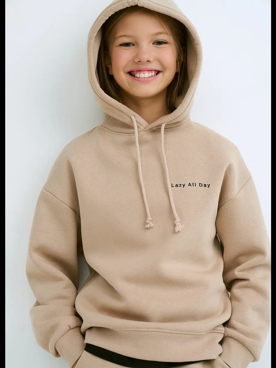 Худи с вышивкой