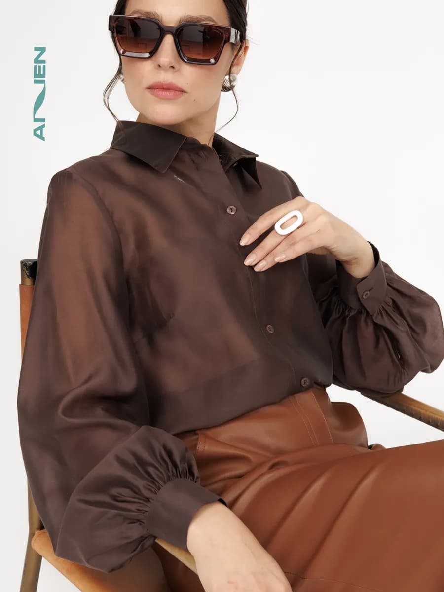 Блузка нарядная полупрозрачная с широкими рукавами