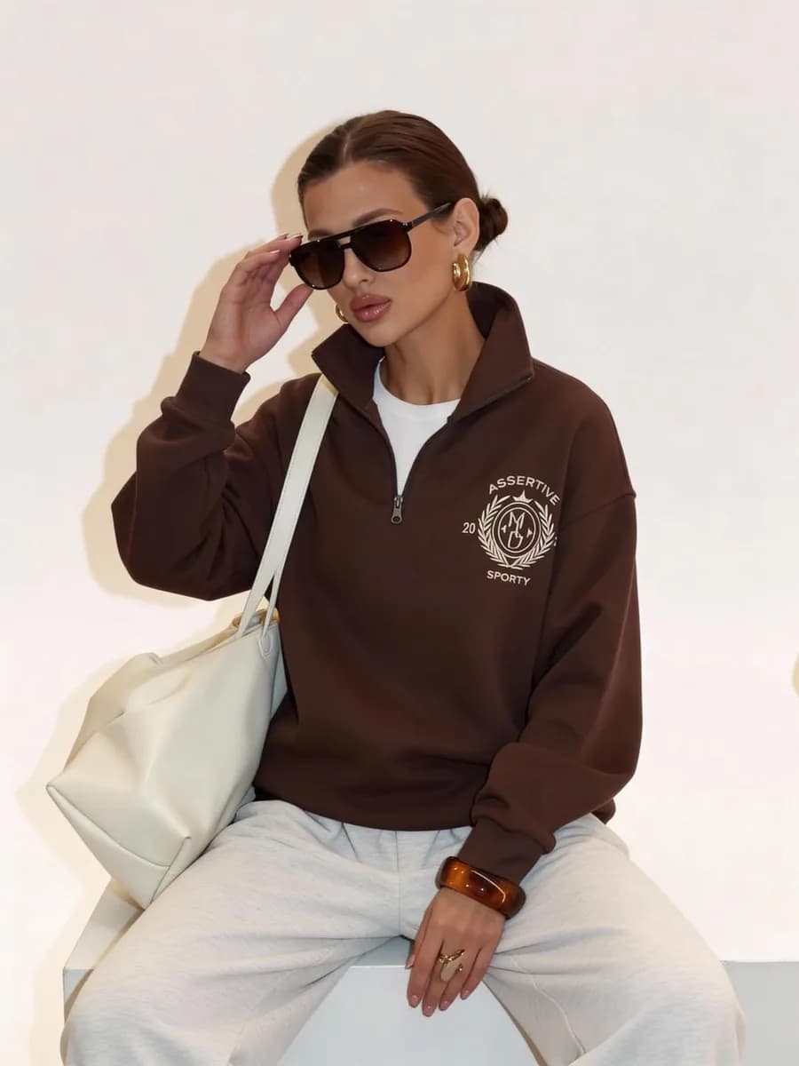 Свитшот с горлом на молнии без начеса c принтом old money