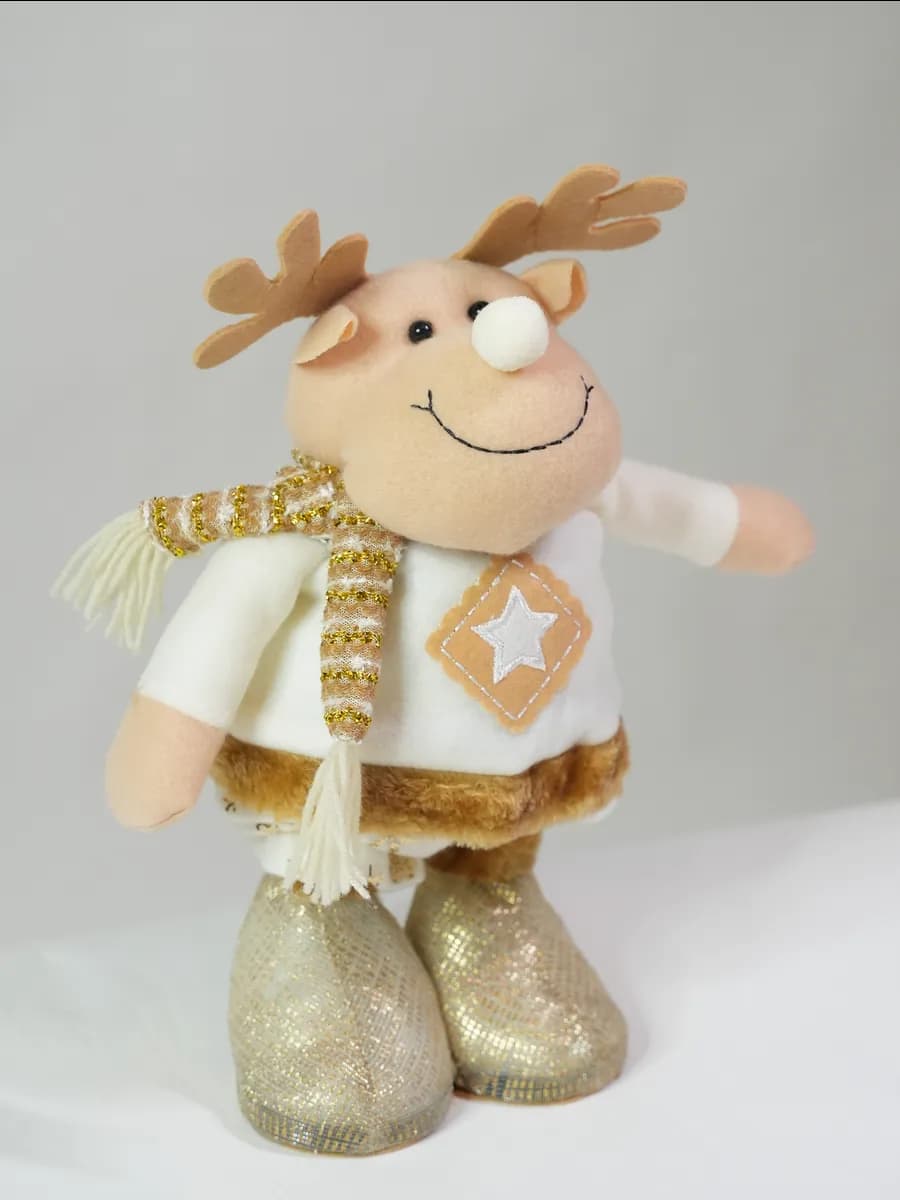 Новогодние игрушки под елку Олень